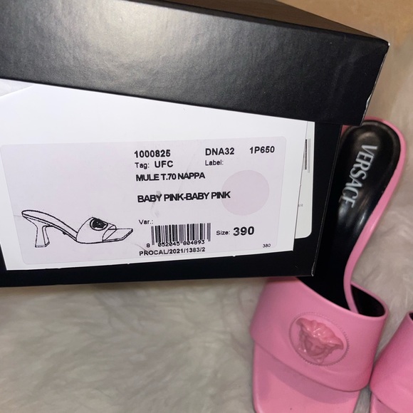 Versace pink heel - Picture 2 of 7